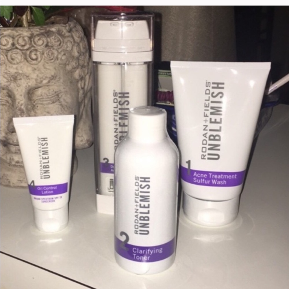 Unopened brand new Rodan & Fields Unblemish
